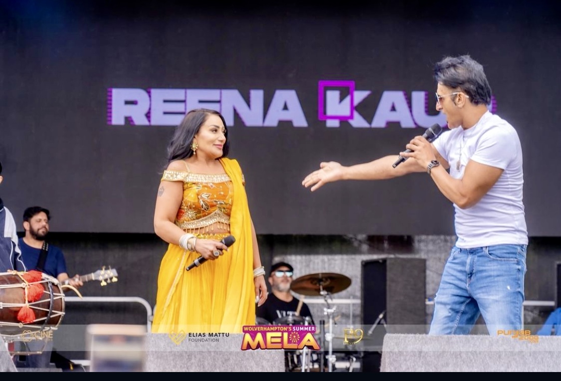 Punjabi folk performance moment 3